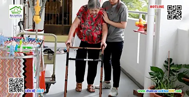Dịch vụ chăm sóc người già tại nhà TPHCM